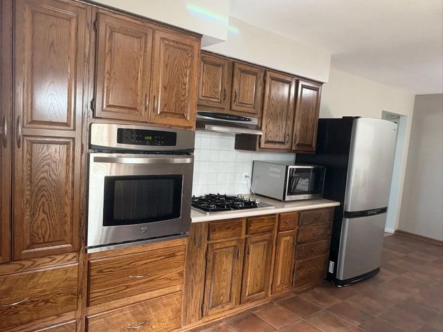 3909 75th Street, Urbandale, IA 50322