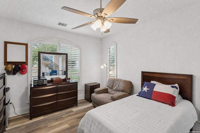 10 Kings Tower, San Antonio, TX 78257