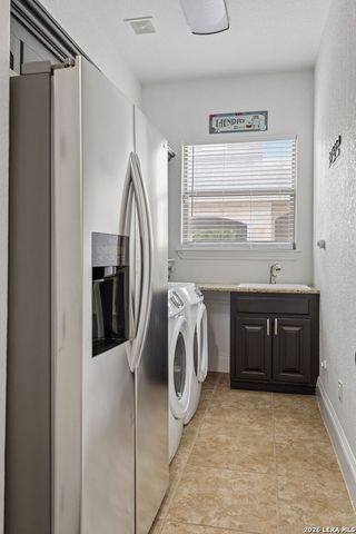 10 Kings Tower, San Antonio, TX 78257