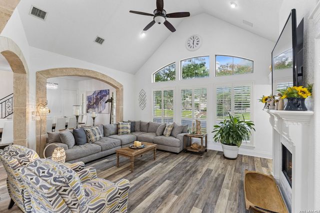10 Kings Tower, San Antonio, TX 78257