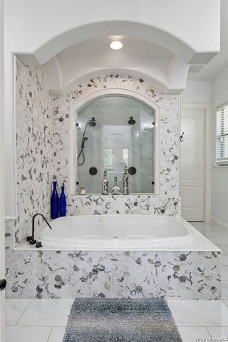 10 Kings Tower, San Antonio, TX 78257