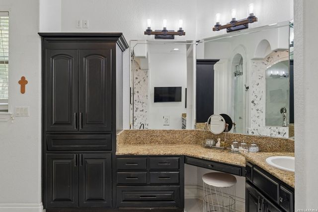 10 Kings Tower, San Antonio, TX 78257
