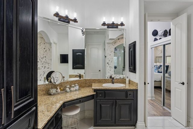10 Kings Tower, San Antonio, TX 78257