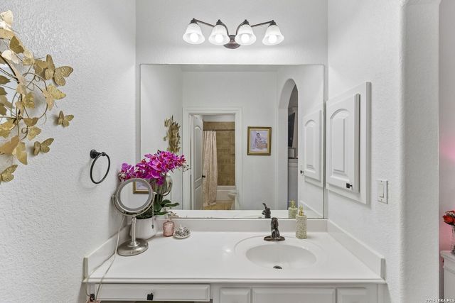 10 Kings Tower, San Antonio, TX 78257