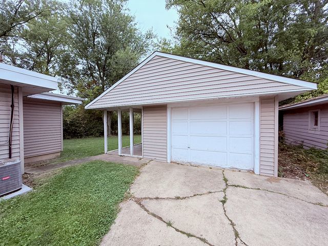 338 Waldmann Drive, Park Forest, IL 60466
