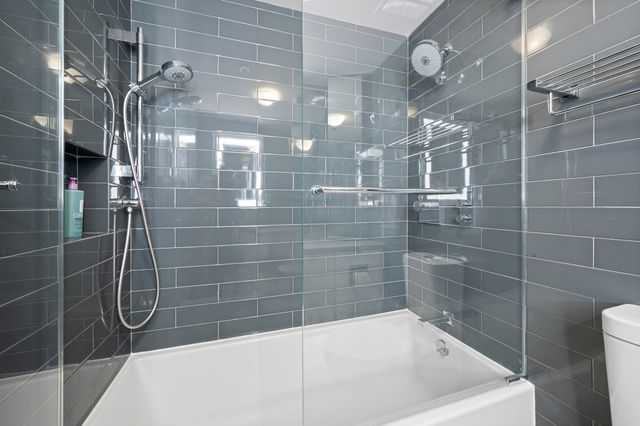 180 E PEARSON Street 6003, Chicago, IL 60611