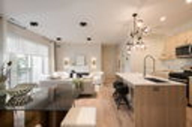 8015 W Belmont Avenue 102, River Grove, IL 60171