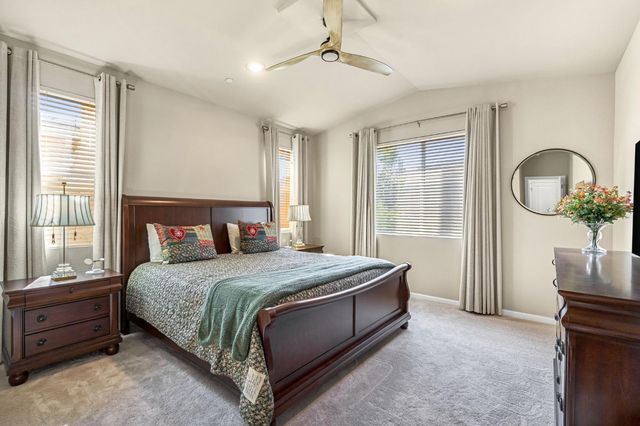 994 Groveland Avenue W, Madera, CA 93636