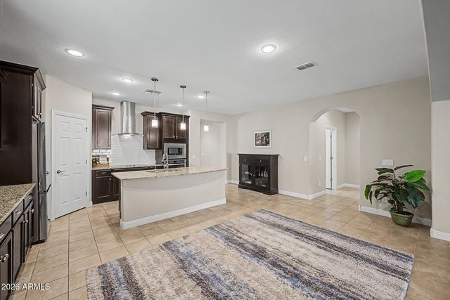 10748 W LARIAT Lane, Peoria, AZ 85383