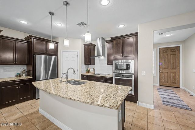 10748 W LARIAT Lane, Peoria, AZ 85383