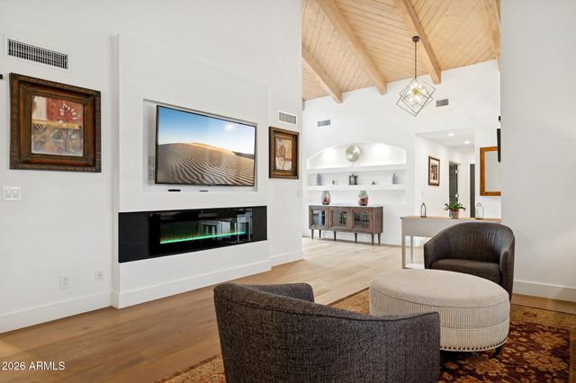 10636 E DESERT COVE Avenue, Scottsdale, AZ 85259