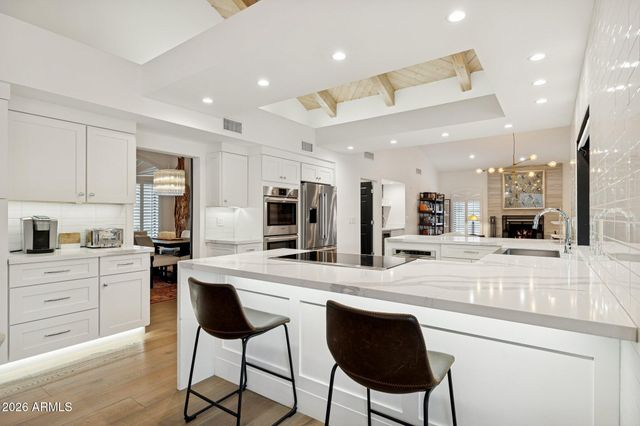 10636 E DESERT COVE Avenue, Scottsdale, AZ 85259