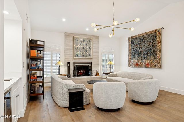 10636 E DESERT COVE Avenue, Scottsdale, AZ 85259