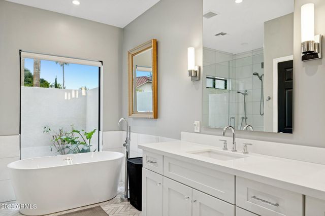 10636 E DESERT COVE Avenue, Scottsdale, AZ 85259