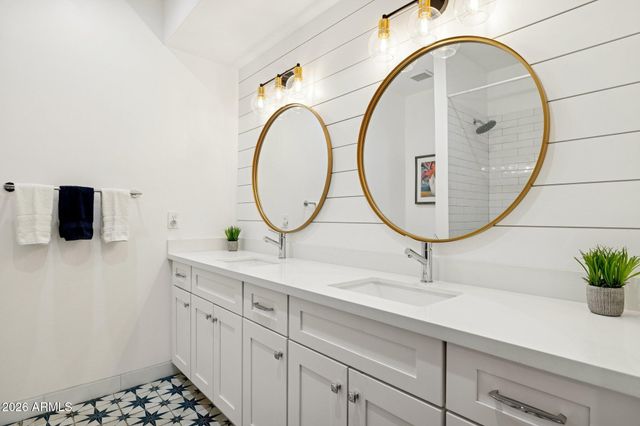 10636 E DESERT COVE Avenue, Scottsdale, AZ 85259