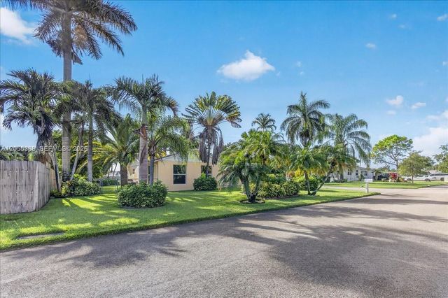 28223 SW 158th Court, Homestead, FL 33033