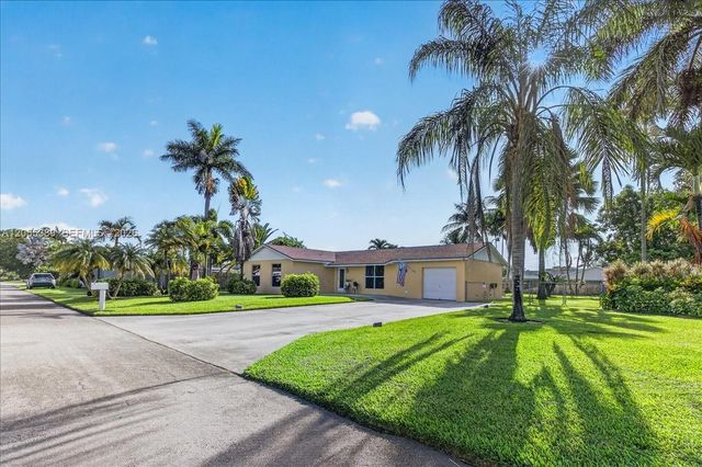28223 SW 158th Court, Homestead, FL 33033