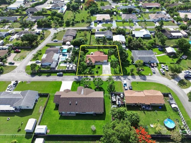 28223 SW 158th Court, Homestead, FL 33033