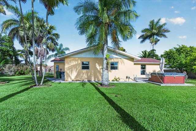 28223 SW 158th Court, Homestead, FL 33033
