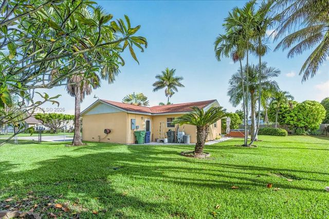 28223 SW 158th Court, Homestead, FL 33033