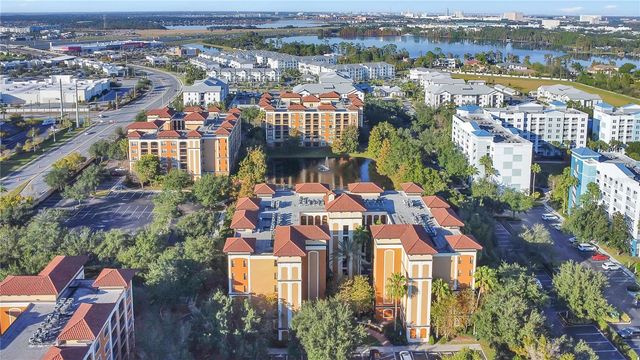 12539 FLORIDAYS RESORT DRIVE 203D, Orlando, FL 32821