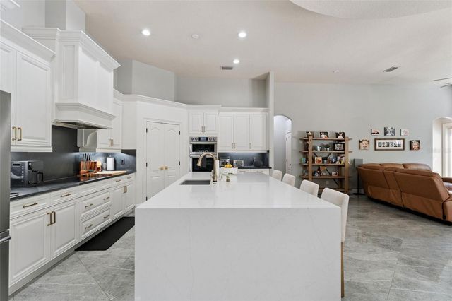 773 MILLS ESTATE PLACE, Chuluota, FL 32766