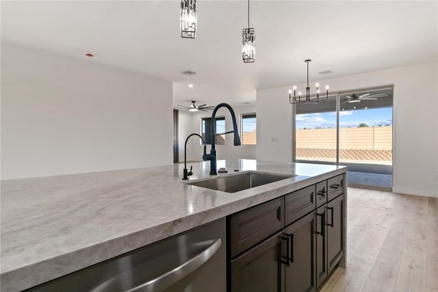 2033 Mesa Amarilla Place, Fort Mohave, AZ 86426