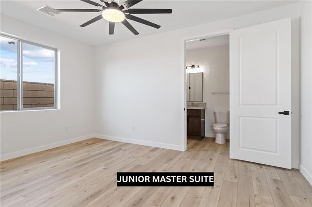 2033 Mesa Amarilla Place, Fort Mohave, AZ 86426