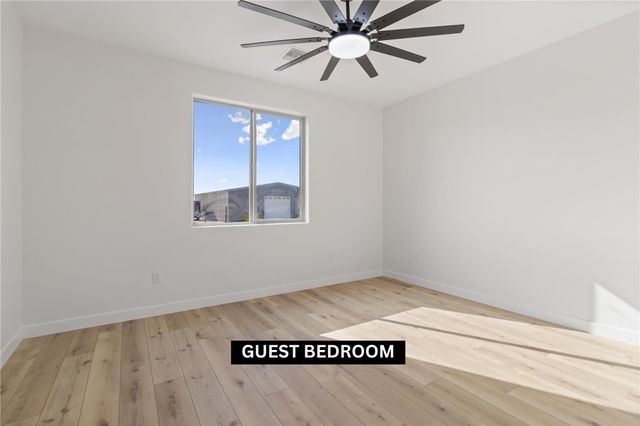 2033 Mesa Amarilla Place, Fort Mohave, AZ 86426