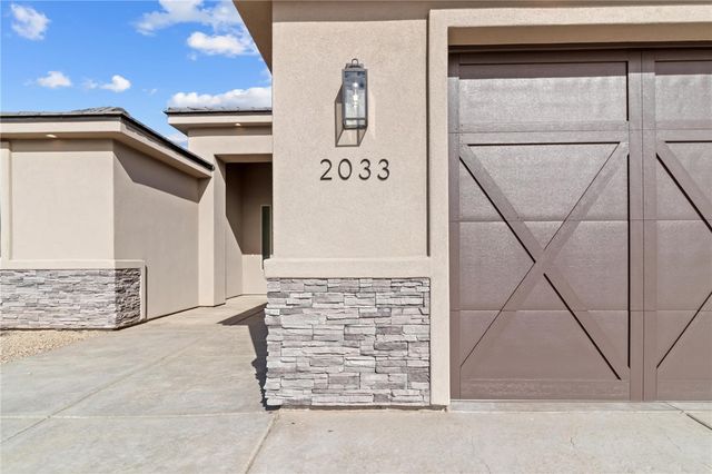 2033 Mesa Amarilla Place, Fort Mohave, AZ 86426