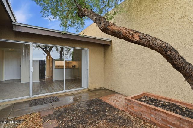 904 S MELODY Lane, Tempe, AZ 85281