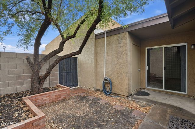 904 S MELODY Lane, Tempe, AZ 85281