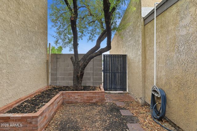 904 S MELODY Lane, Tempe, AZ 85281