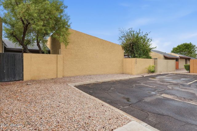 904 S MELODY Lane, Tempe, AZ 85281