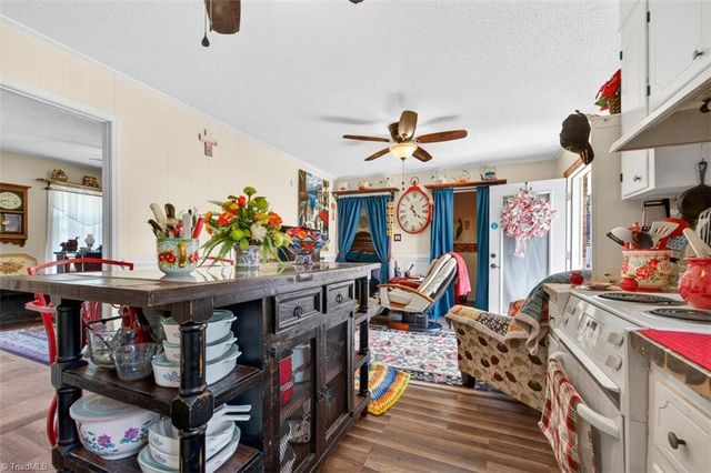 157 Center Court, Eden, NC 27288