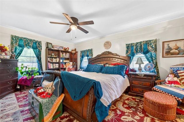 157 Center Court, Eden, NC 27288