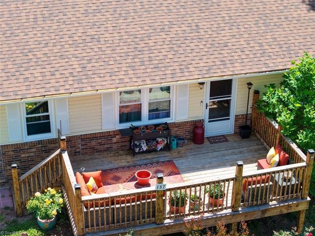 157 Center Court, Eden, NC 27288