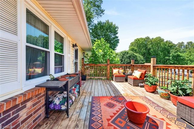 157 Center Court, Eden, NC 27288
