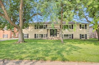 241 S Small Avenue 2N, Kankakee, IL 60901