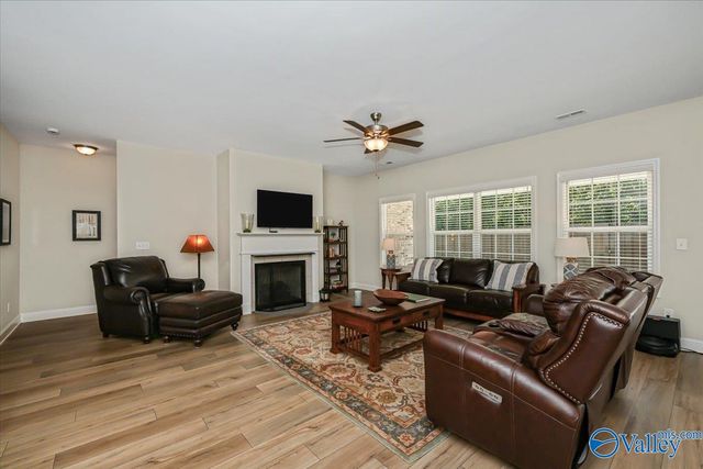2116 Brandon Drive NE, Cullman, AL 35058
