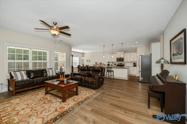 2116 Brandon Drive NE, Cullman, AL 35058