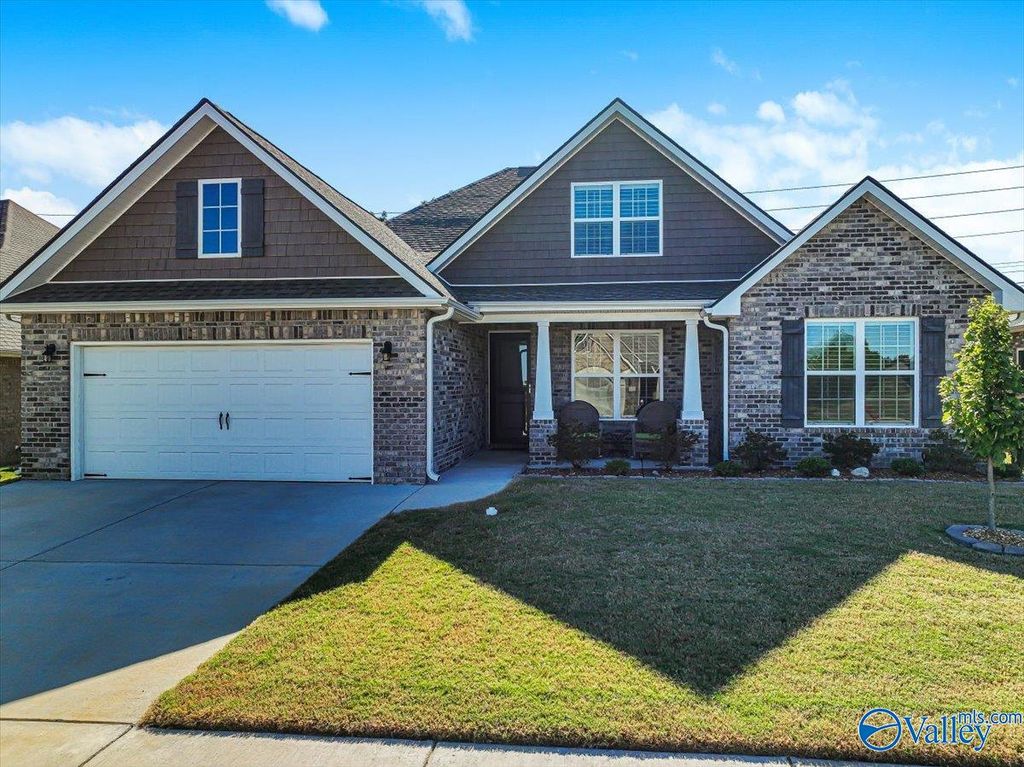 2116 Brandon Drive NE, Cullman, AL 35058