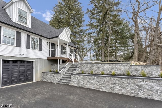 5 Cooks Rd, Denville Twp., NJ 07834