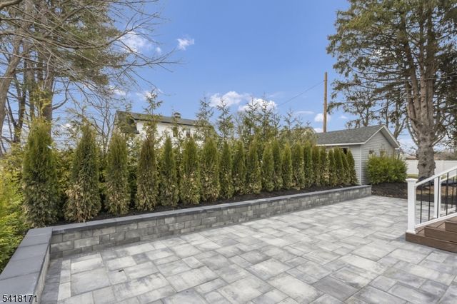 5 Cooks Rd, Denville Twp., NJ 07834