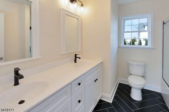 5 Cooks Rd, Denville Twp., NJ 07834