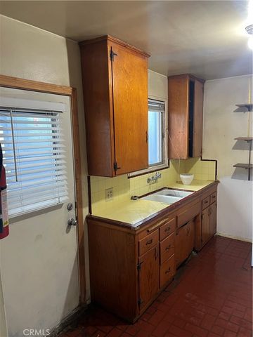 500 11th Street, Hermosa Beach, CA 90254