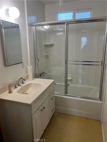 500 11th Street, Hermosa Beach, CA 90254