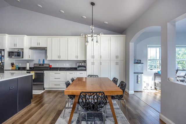 1304 WHITETAIL DRIVE, Neenah, WI 54956