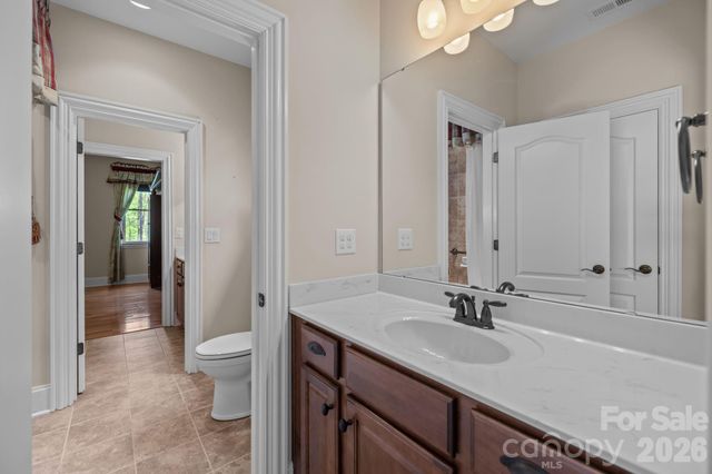 13249 Belle Grove Manor Lane, Matthews, NC 28105