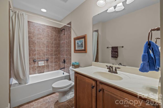 13249 Belle Grove Manor Lane, Matthews, NC 28105